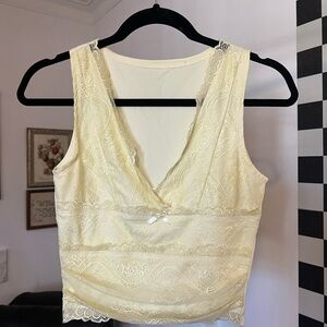 Lace Sleeveless Top in butter yellow